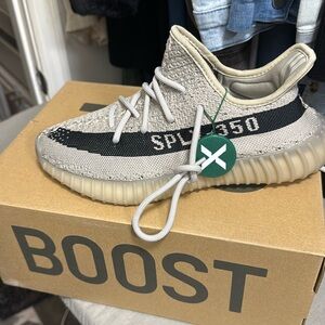 Yeezy boost 350